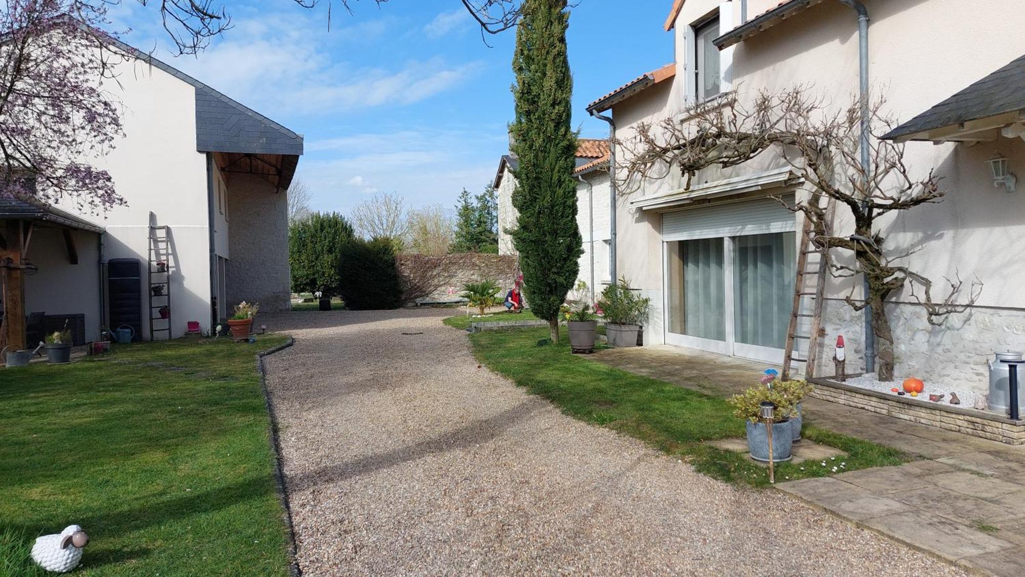 Gite Amanala Poitou Saint-Genest-d'Ambiere Luaran gambar